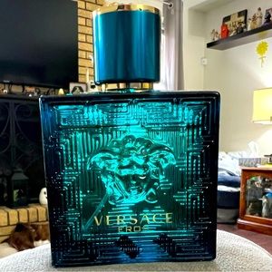 PreOwned VERSACE EROS EAU DE TOILETTE 1.7 Oz - *Please see fill line in pics*